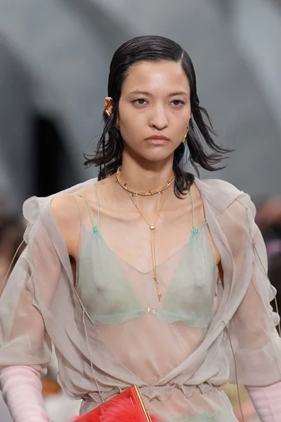 Look 14